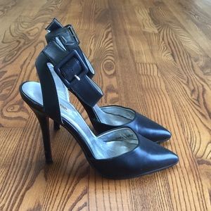 Jumex black pumps